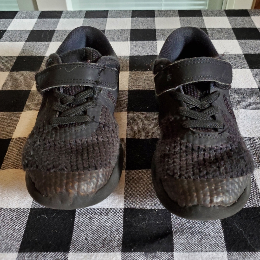 Boys Nike shoe